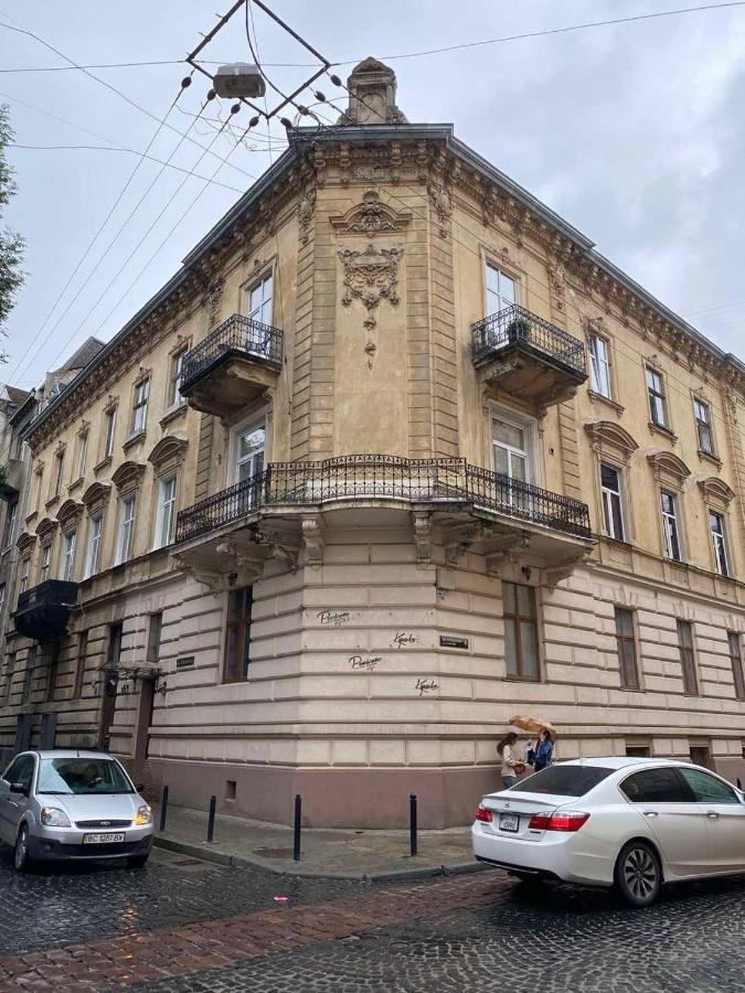 Lvapart 1 Вул Ковжуна Центр Не Далеко Від Ж Д Вокзалу Звітні Документи